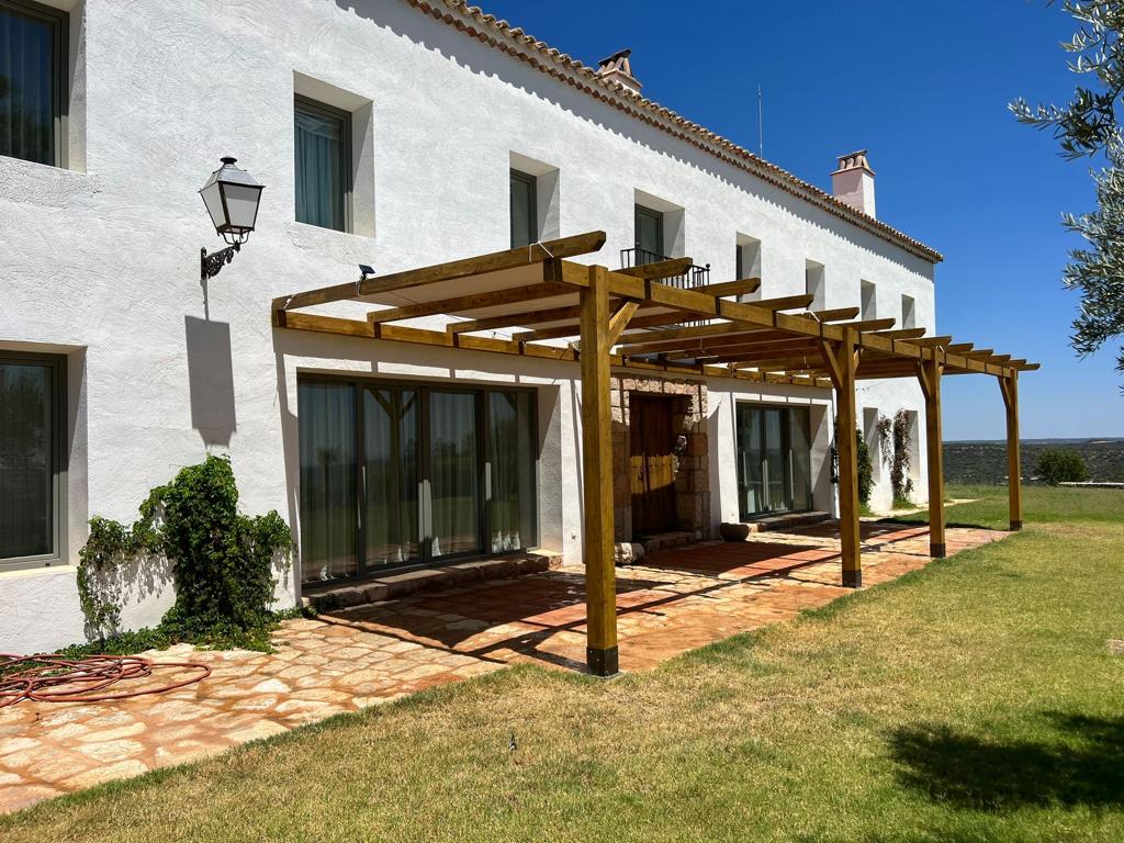 69e9b135-d77a-45a3-a315-2587ed955c3e